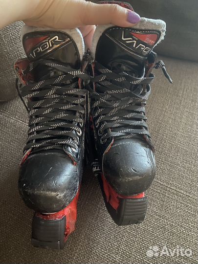 Хоккейные коньки бауэр