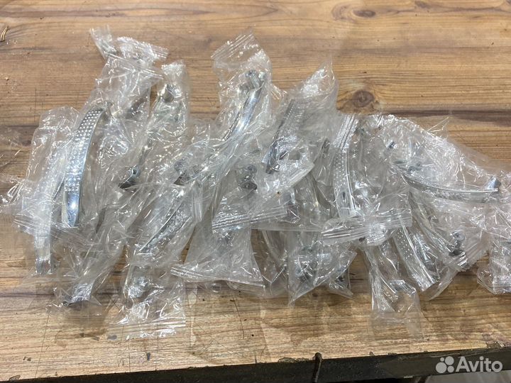 Мебельные ручки