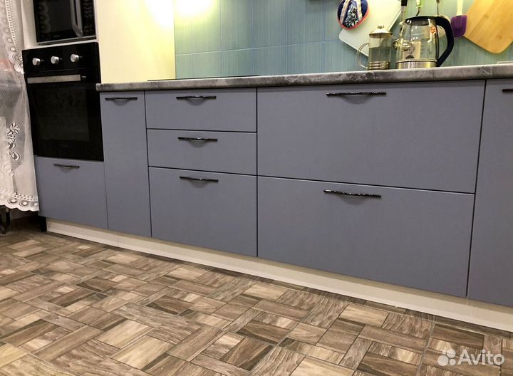 Кухня угловая на заказ.мдф фасады