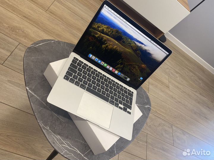 Apple MacBook air 13 2020 m1 8gb 256