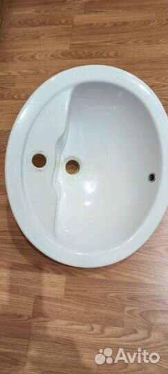 Раковина в ванную бу