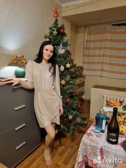 Нарядное платье