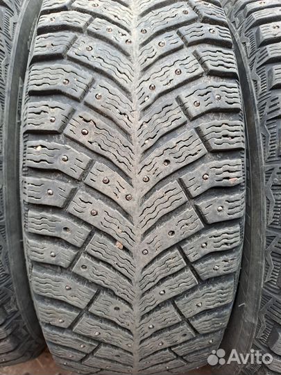 Michelin X-Ice North 4 205/55 R16