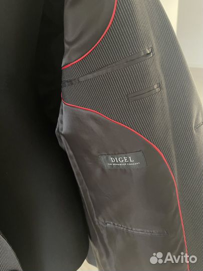 Мужской костюм