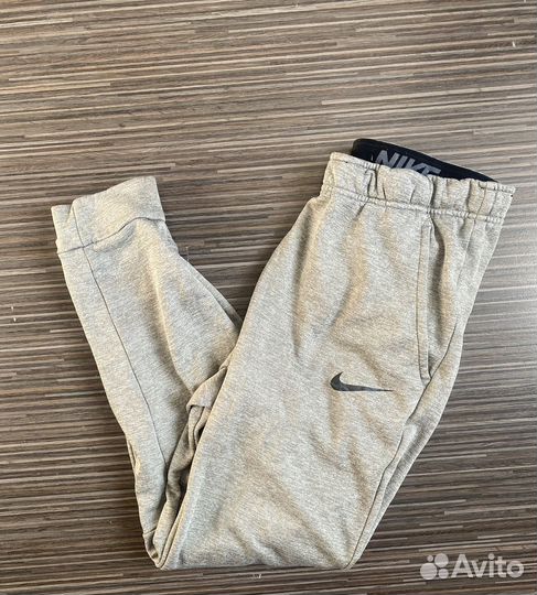 Спортивные штаны nike