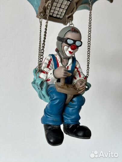 Клоун парашютист Клоун на параплане Gilde