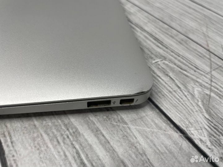 Apple MacBook Air 11 2011 128гб