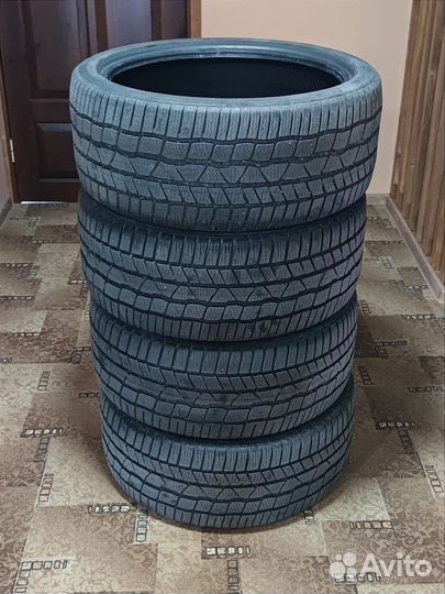 Continental ContiWinterContact TS 830 P 255/35 R20 97W
