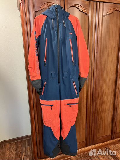 Комбинезон для сноуборда мужской