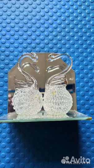 Хрустальные лебеди