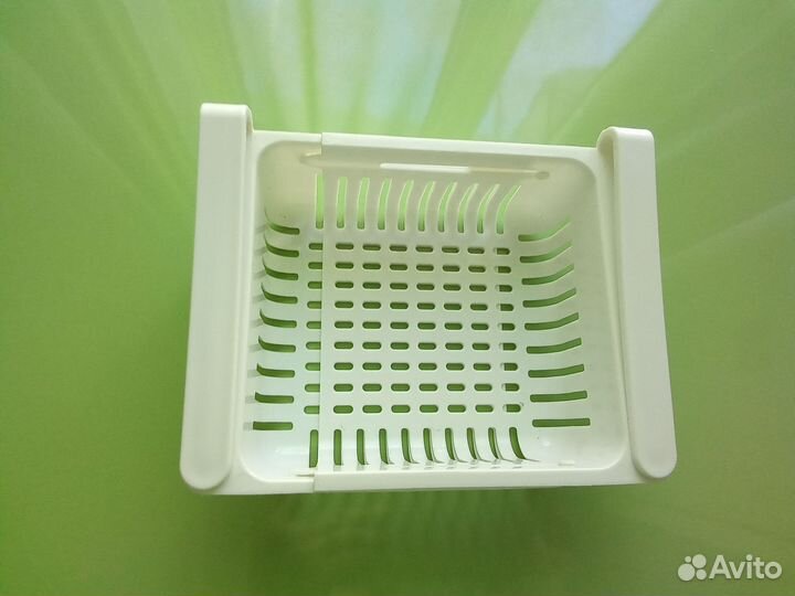 Полочка подвесная в холодильник