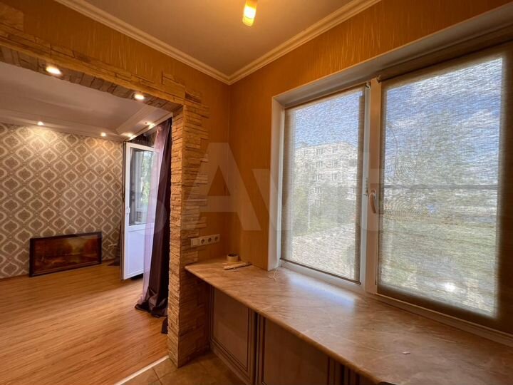 2-к. квартира, 48 м², 2/5 эт.