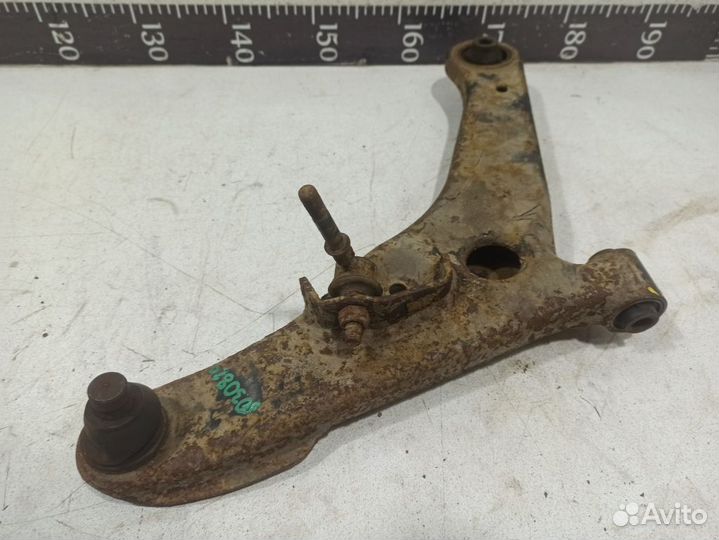 Рычаг передний правый нижний