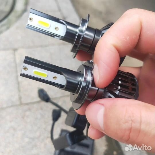 LED лампочки H11 HB3 H4