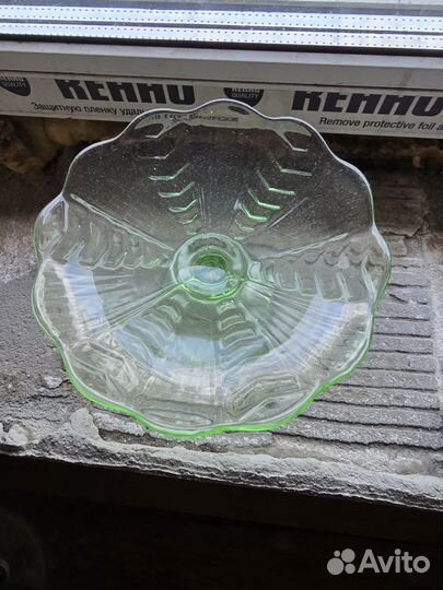 Конфетница, сухарница, графин, подсвечник