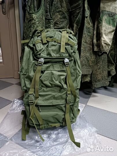 Рюкзак с рамой 70л