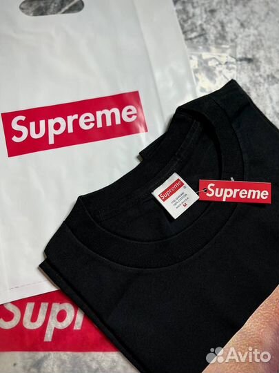 Футболка Supreme