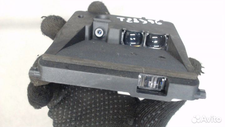 Камера переднего вида Toyota Auris E18 2012, 2017