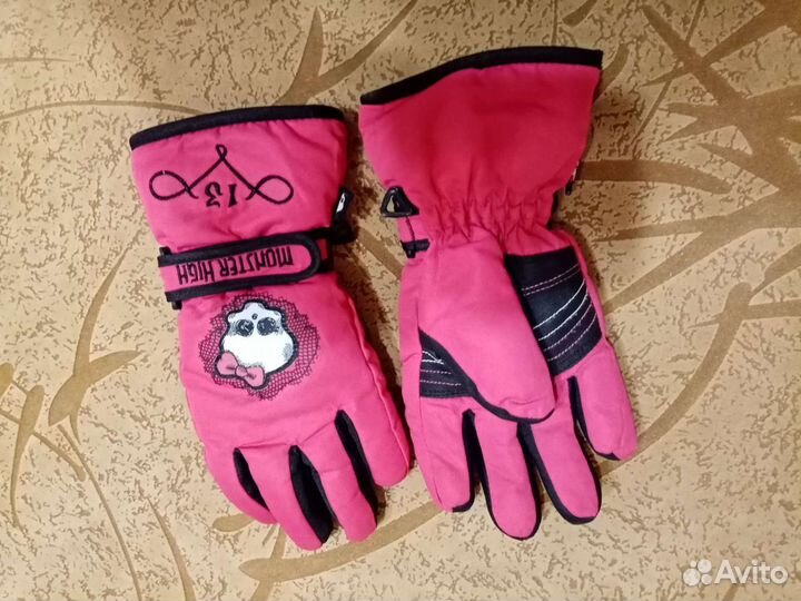 Новые перчатки для девочки утеплённые Monster High