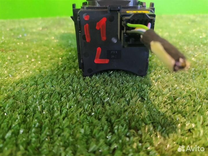 Подрулевой переключатель поворотов Opel Astra J 2