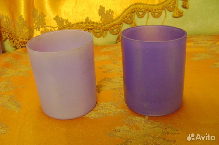 Вазы для цветов и стаканы для сока