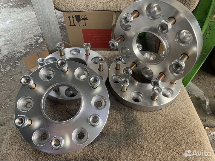 Проставки колёсные. 6*139.7 25мм