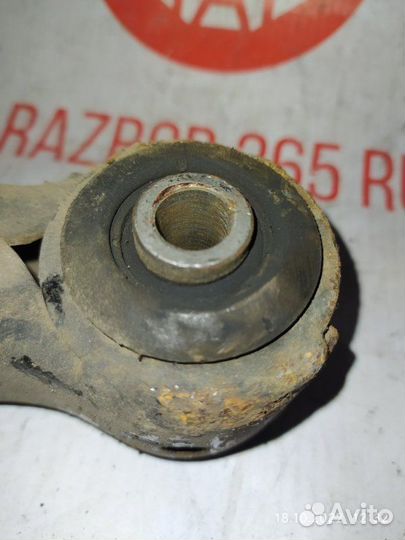 Рычаг подвески передний правый Opel Astra H Z18XER