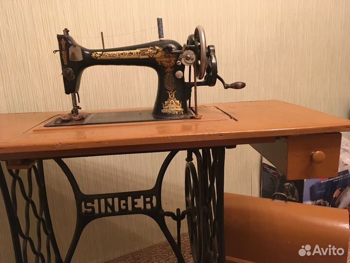 Швейная машинка зингер ножная