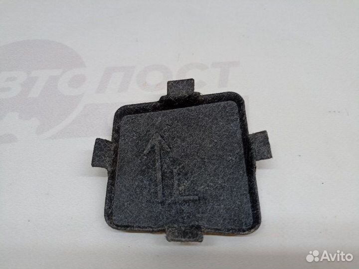 Накладка (кузов внутри) левая Volkswagen Jetta A6