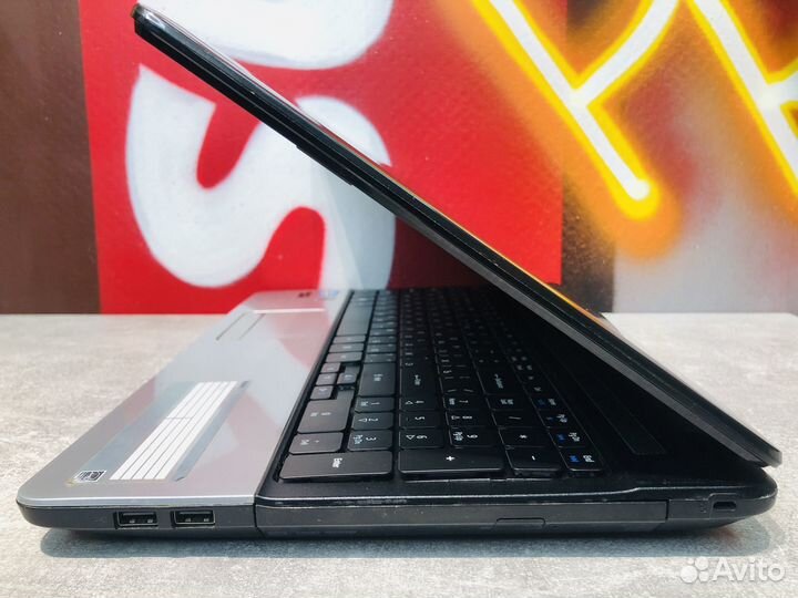 Acer Aspire E1-571G/GT 620M/core i5/ram 12gb/ssd
