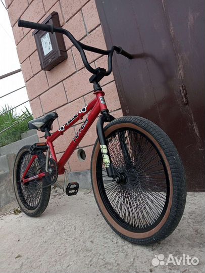 Трюковой велосипед bmx