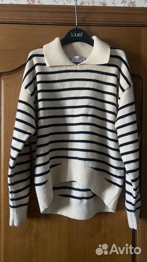 Свитер шерстяной женский