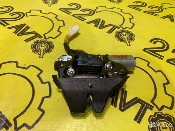 Замок багажника Lexus Gs430 UZS190 3UZ-FE 2005.10