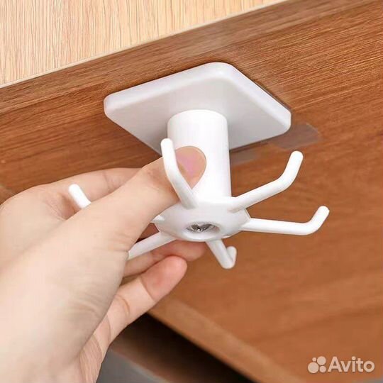 Самоклеящийся вращающийся крючок для кухни