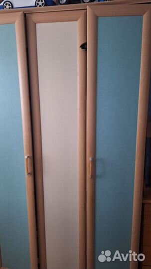 Шкаф распашной бу