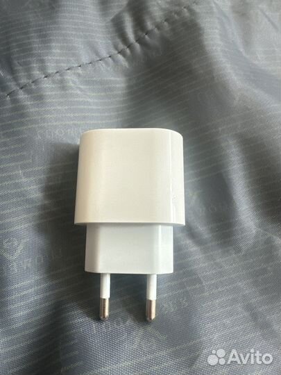 Зарядка на iPhone 20w оригинал