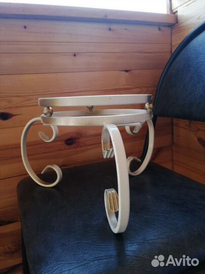 Подставка для цветов