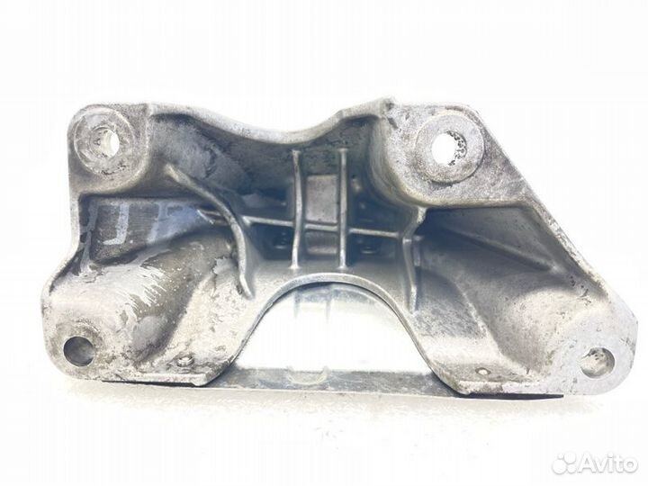 Кронштейн двигателя правый Bmw 7-Series F01 3.0