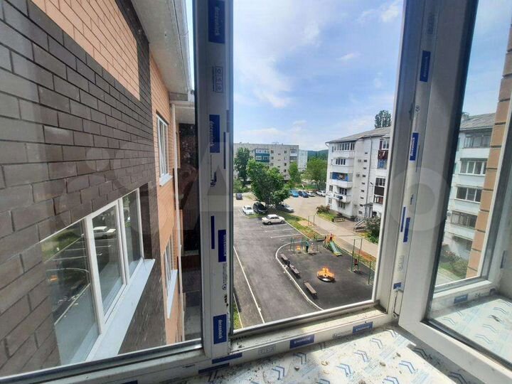 2-к. квартира, 75 м², 4/4 эт.