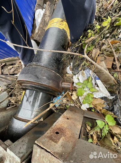 Цилиндр подьема кузова на хово 4 осник