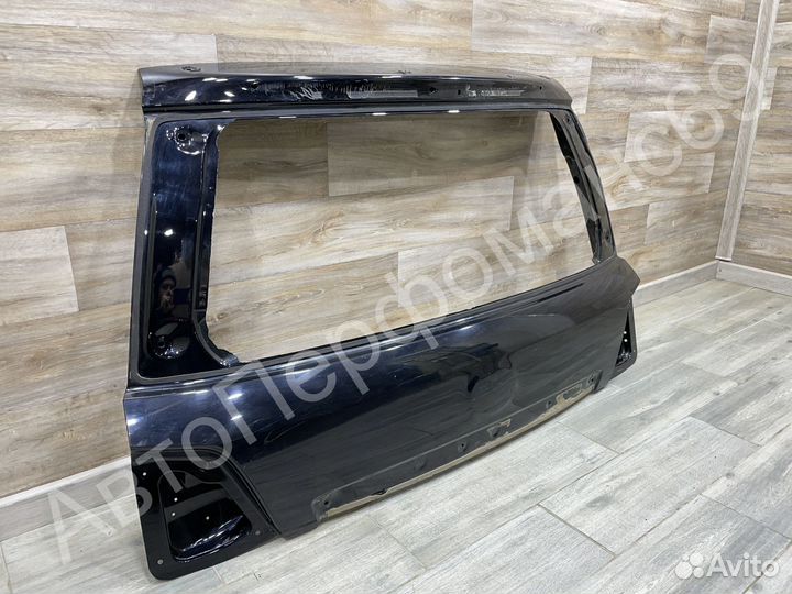 Крышка багажника Toyota Land Cruiser 200 2007-2015