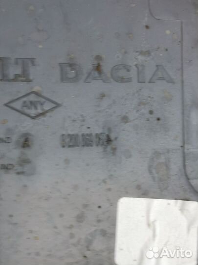 Кожух рулевой колонки Renault Logan I (2004—2009)