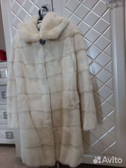 Шуба норковая с капюшоном размер 44-46