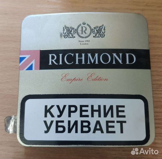 Жестяная коробка