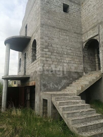 Дом 440 м² на участке 16 сот.