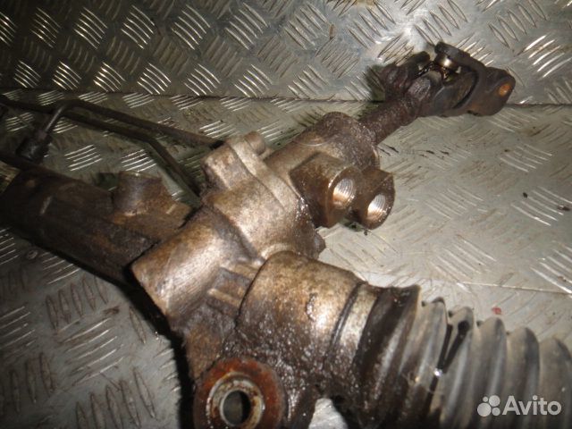 Рейка рулевая Mk (06) (с гур) б\у