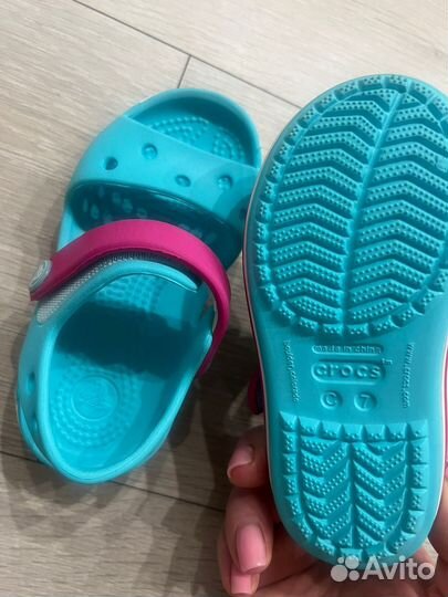 Сандалии crocs оригинал