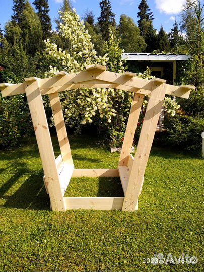 Детская песочница 100*100см с крышкой и крышей