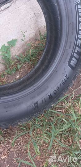 Michelin X-Ice North 4 215/60 R17