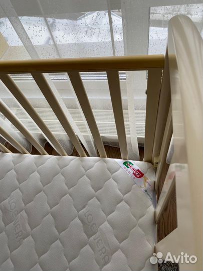 Детская кровать с матрасом
